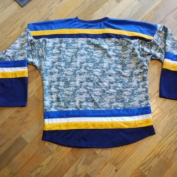 St Louis Blues NHL Hockey Match Up X Large SGA Military Digital Camo Jersey - Picture 2 of 6
